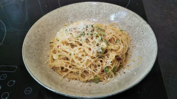 茹でないパスタ‼フライパン一つでペペロンチーノ‼