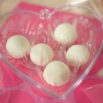 Cornstarch Milk Cocoa Balls with gift wrapping 電子レンジだけでできる コーンスターチ ミルク&ココアボール ラッピングアイデア