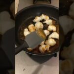 焼いた砂糖に電子レンジでチンしたお餅をまぜるだけ(高速版)