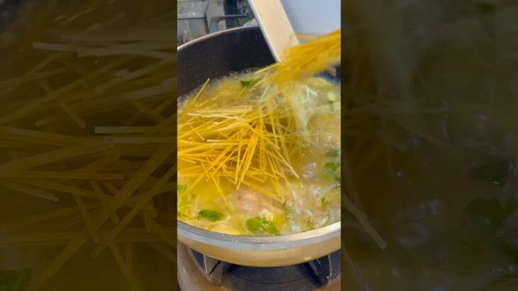 フライパン１つで出来上がリ　じゃがいもの煮込みパスタ　イタリア絶品地元パスタ #スープ風パスタ #めっちゃおいしい  #是非一度作ってみてください #food #簡単レシピ