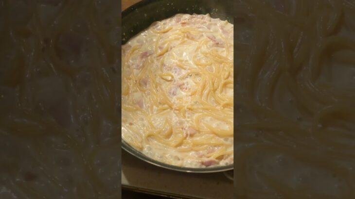 🍝フライパン一つで簡単！広島レモン鍋で作る絶品レモンカルボナーラ🍋#レモンカルボナーラ #パスタレシピ #広島レモン #簡単レシピ #カルボナーラアレンジ #おうちごはん #料理好きな人と繋がりたい